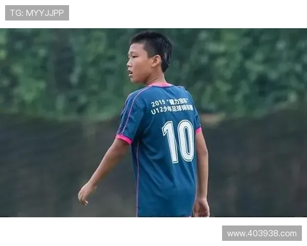 郑智之子郑子一入选广州队名单